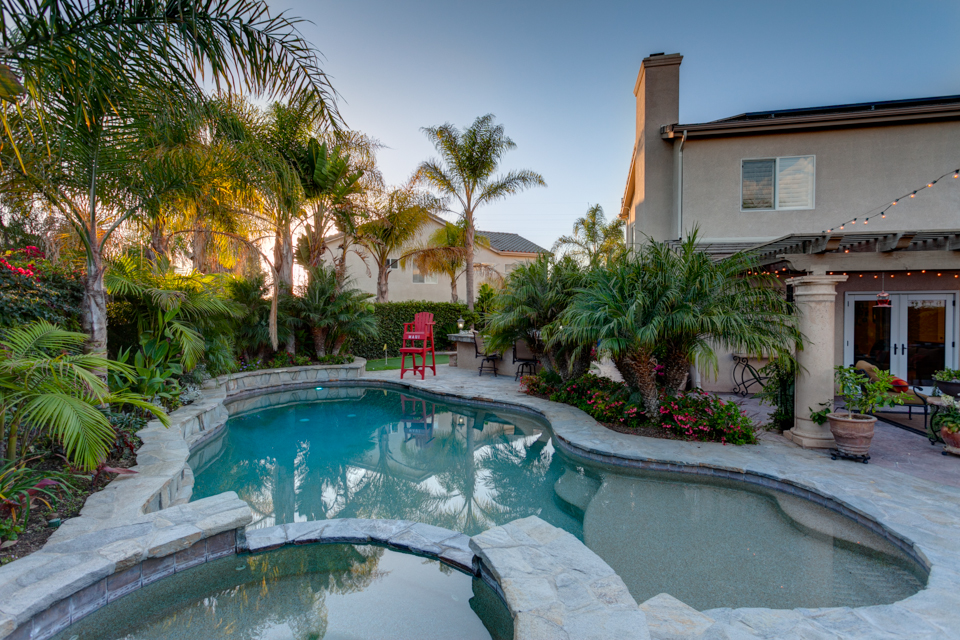The East End Effect, Ventura’s Other Side
